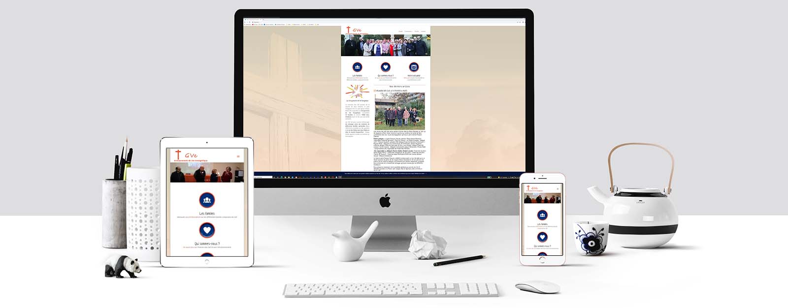 Le site GVE sur un écran Mac, un écran de tablette et un écran d'Iphone