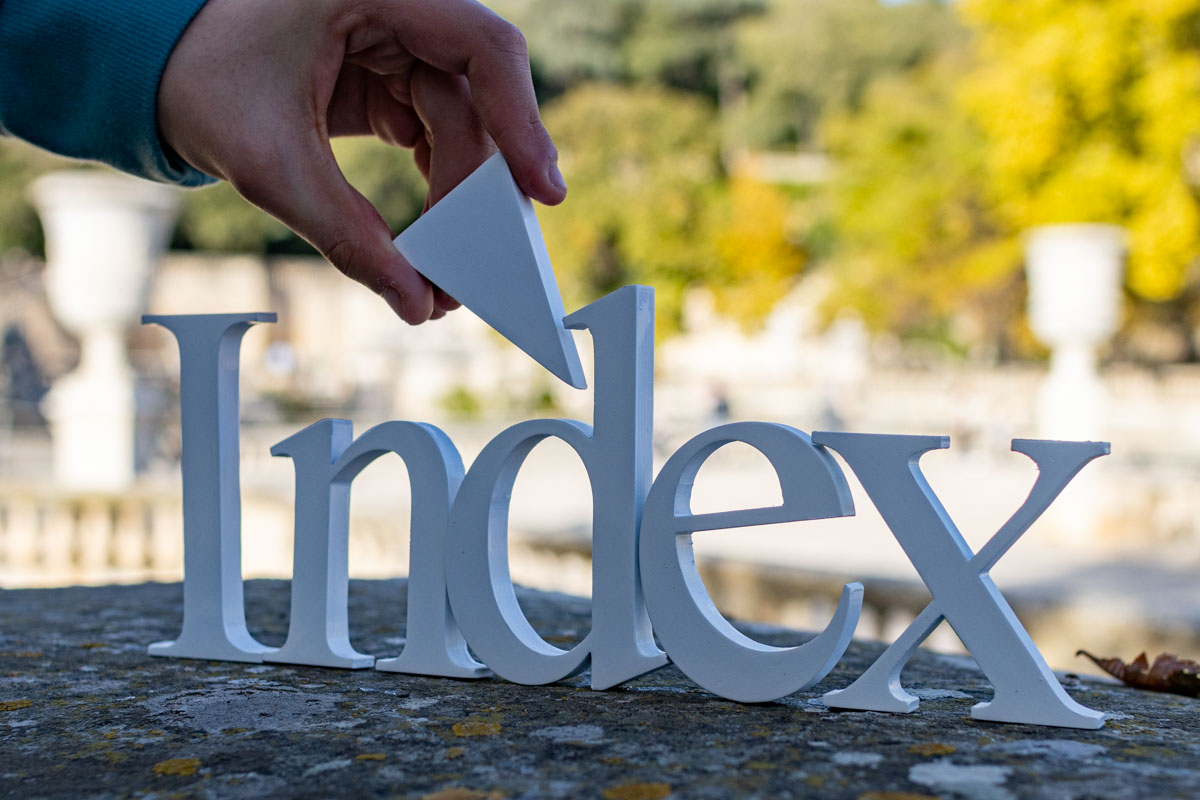 Le logo Index LD photographié dans les Jardins de la Fontaine de Nîmes Le logo Index LD photographié dans les Jardins de la Fontaine de Nîmes